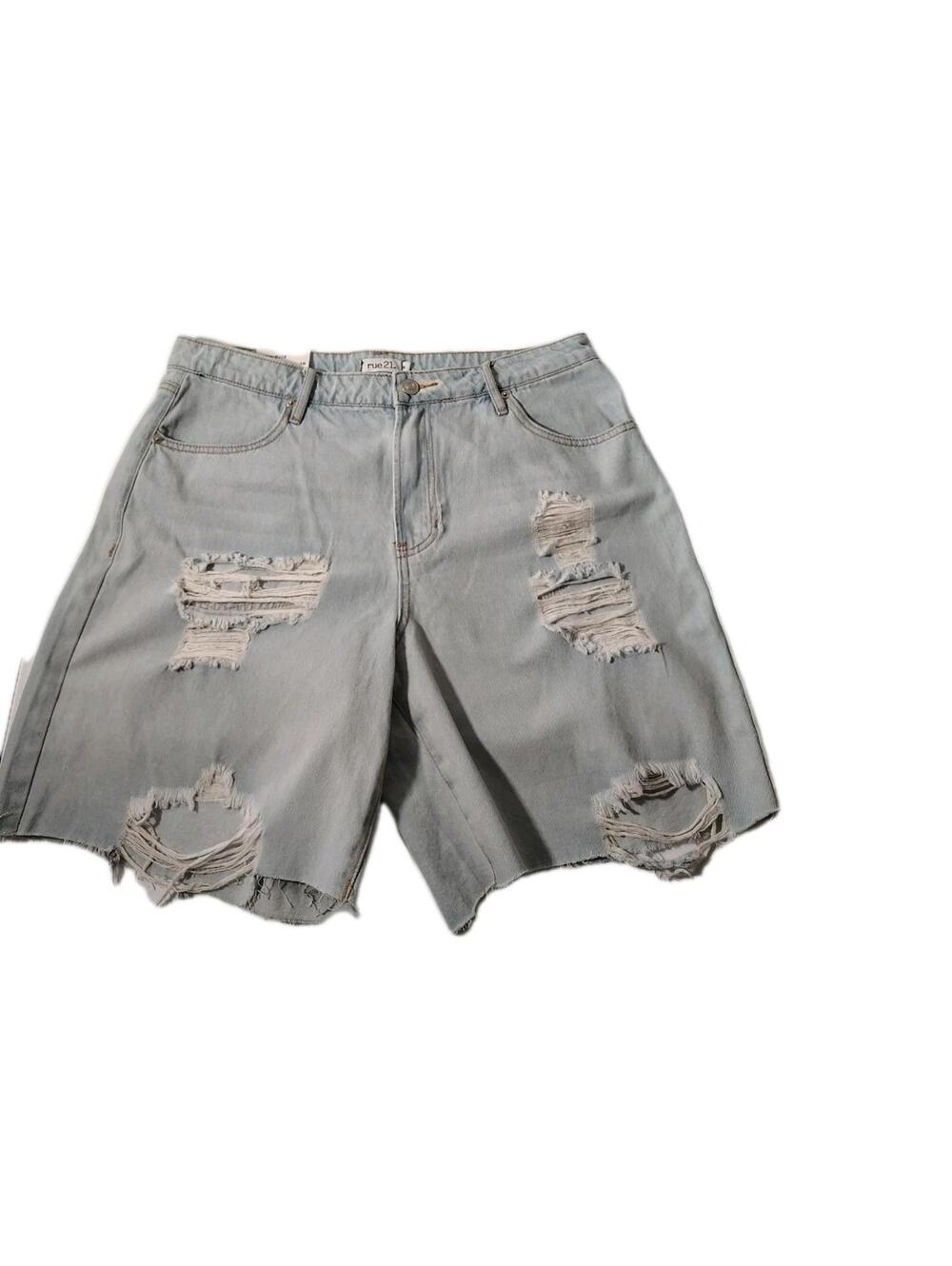 Rue21 Women's Shorts - Light Blue Wash Denim, Mid Rise Distressed Size  16 Boho